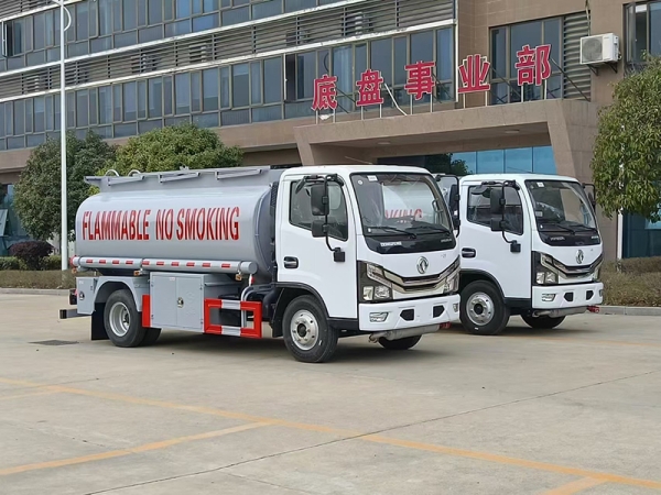 Dongfeng 5 ton oil tank truck, oil tank truck manufacturer，