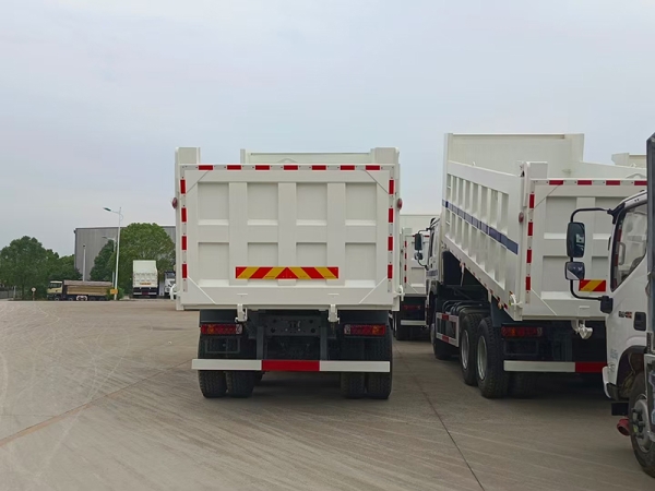 Sinotruk HOWO 6×4 dump truck