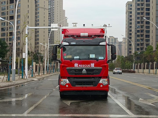 Sinotruk HOWO Shower Truck