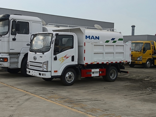 Jiefang single bridge 4×2 dump truck
