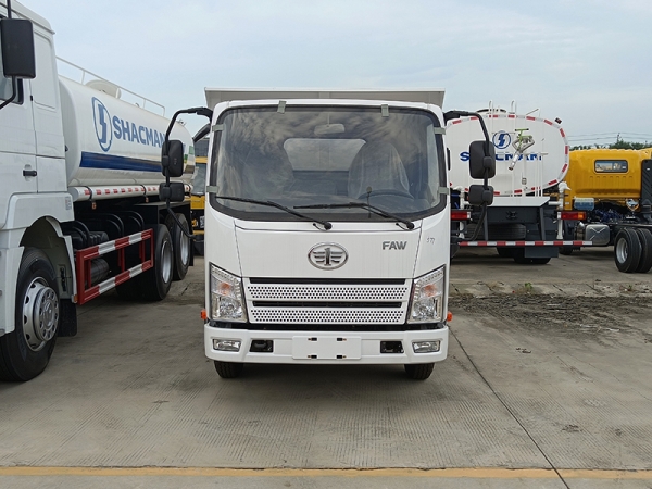 Jiefang single bridge 4×2 dump truck