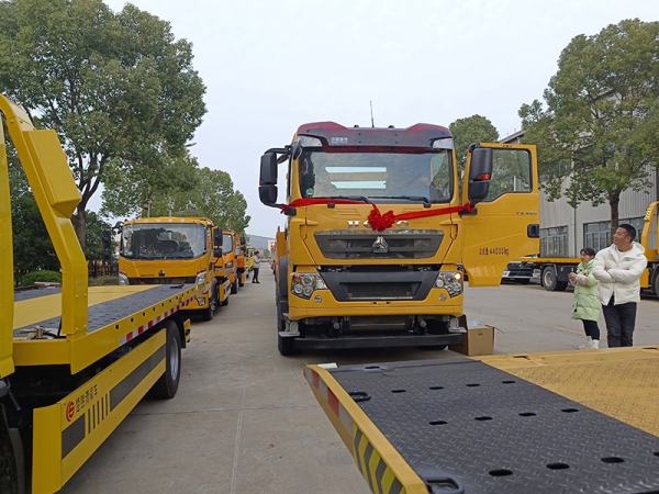 Sinotruk HOWO 30 ton towing conjoined tow truck
