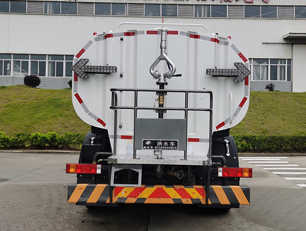 福龙马牌FLM5250GSSSZ6型洒水车