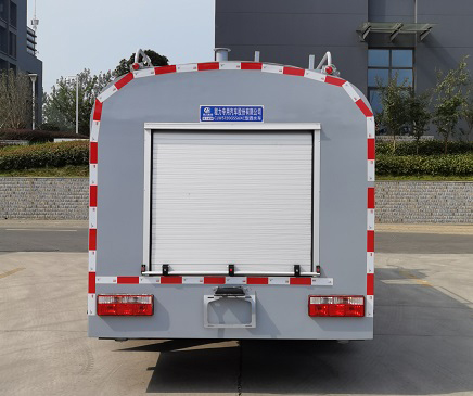 程力威牌CLW5120GSS6XC型洒水车