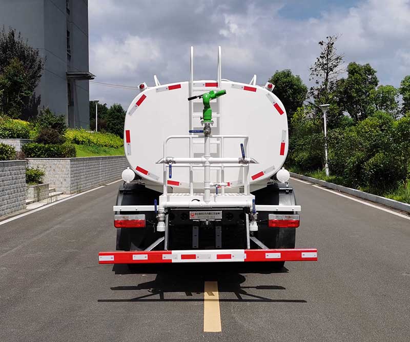 中汽牌ZQZ5127GSSDB6型洒水车