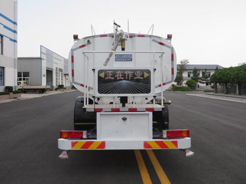 海德牌CHD5182GSSDFE6型洒水车